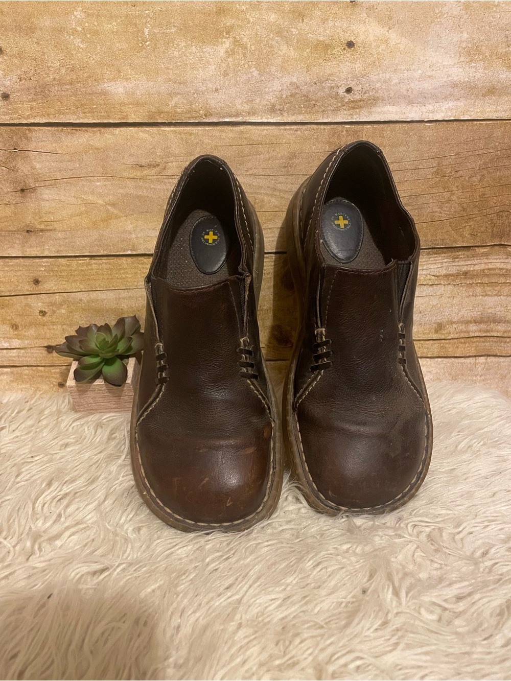 Vtg Dr. Marten On brown leather slip-on clogs shoes with contrast stitching